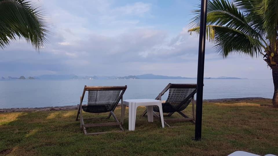 Koh Yao Yai Sea Breeze House เกาะยาวใหญ่ซีบรีซเฮ้าส์ Hotell Exteriör bild