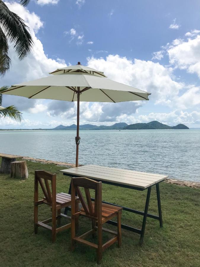 Koh Yao Yai Sea Breeze House เกาะยาวใหญ่ซีบรีซเฮ้าส์ Hotell Exteriör bild