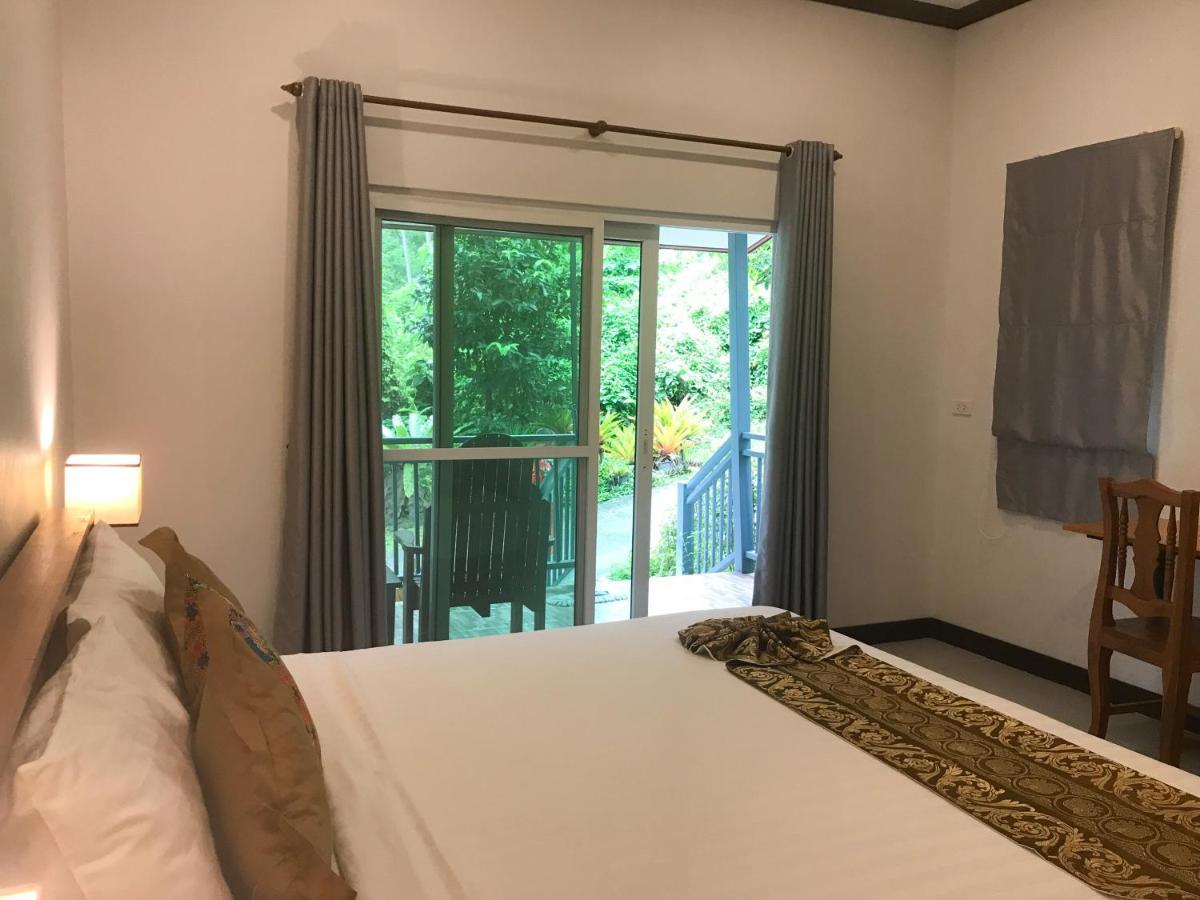 Koh Yao Yai Sea Breeze House เกาะยาวใหญ่ซีบรีซเฮ้าส์ Hotell Exteriör bild