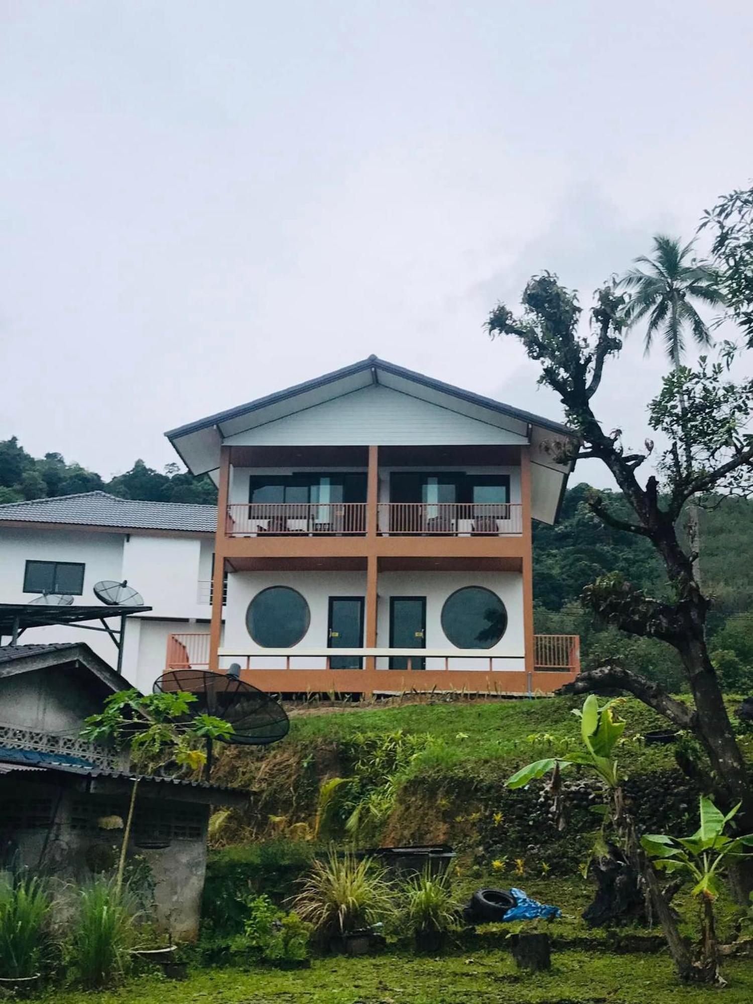 Koh Yao Yai Sea Breeze House เกาะยาวใหญ่ซีบรีซเฮ้าส์ Hotell Exteriör bild