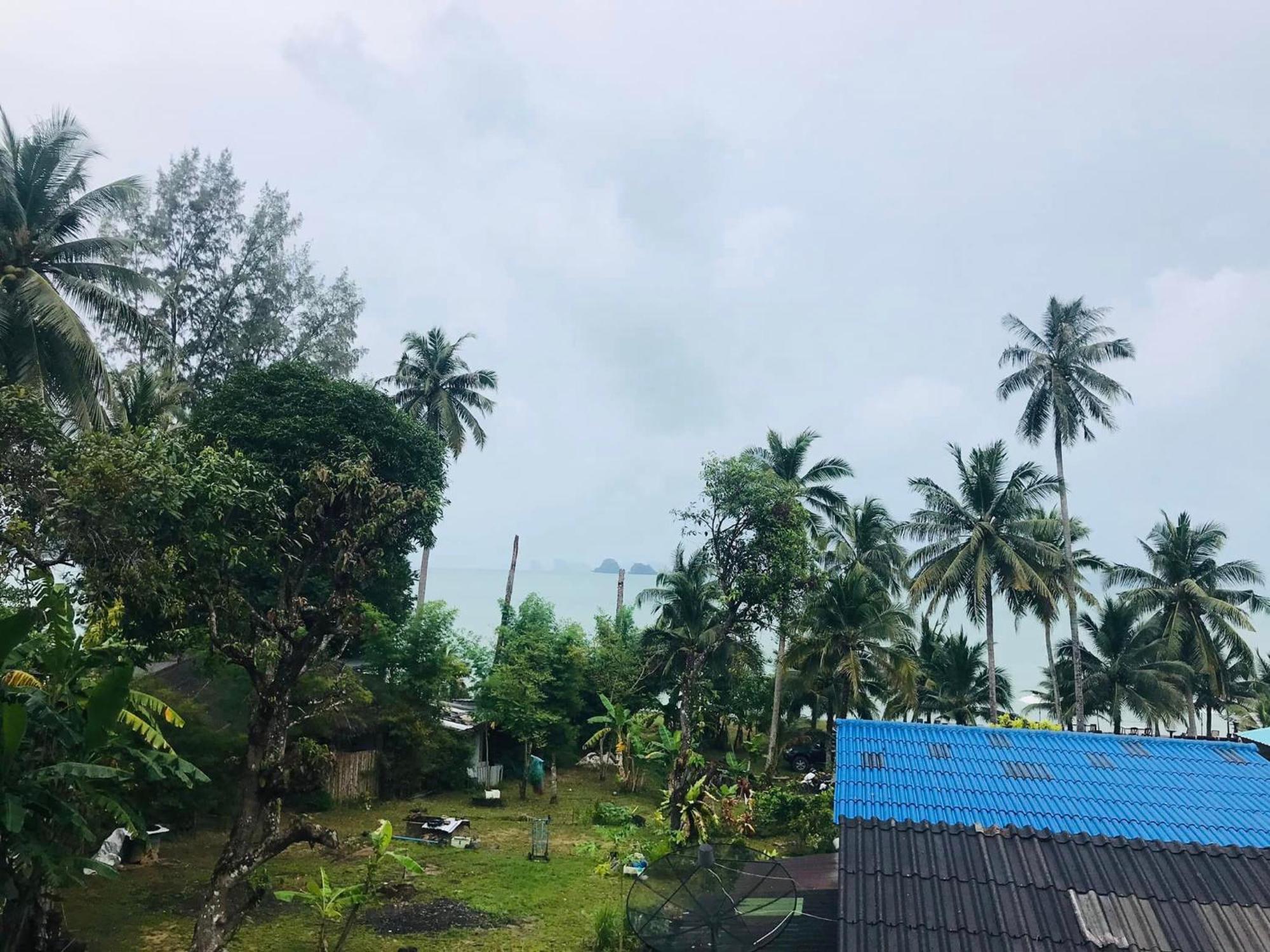 Koh Yao Yai Sea Breeze House เกาะยาวใหญ่ซีบรีซเฮ้าส์ Hotell Exteriör bild